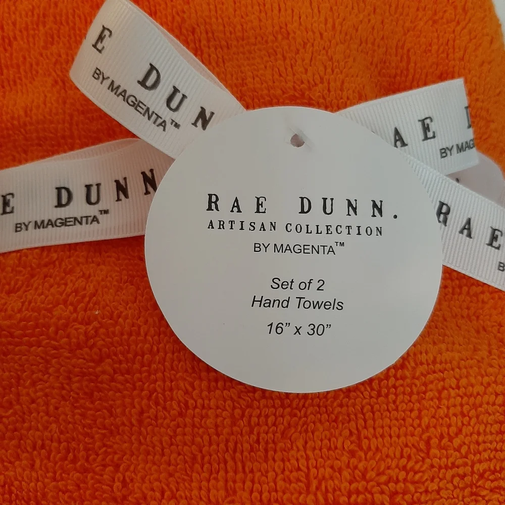 Rae Dunn EEK! 16